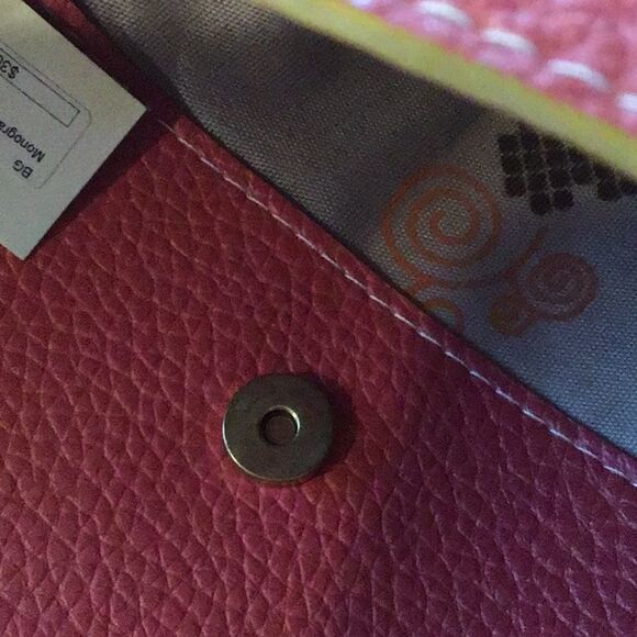 Purse NWT Merci Beaucoup Clutch New Bag Purse Crossbody Magenta Pink Brass Chain - Picture 7 of 11